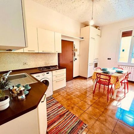 Gloriosos House Apartment Bologna Bagian luar foto