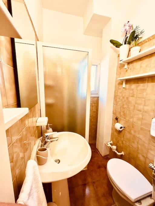 Gloriosos House Apartment Bologna Bagian luar foto